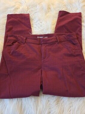 Old Navy Pixie Cranberry Color Ankle Length Pants